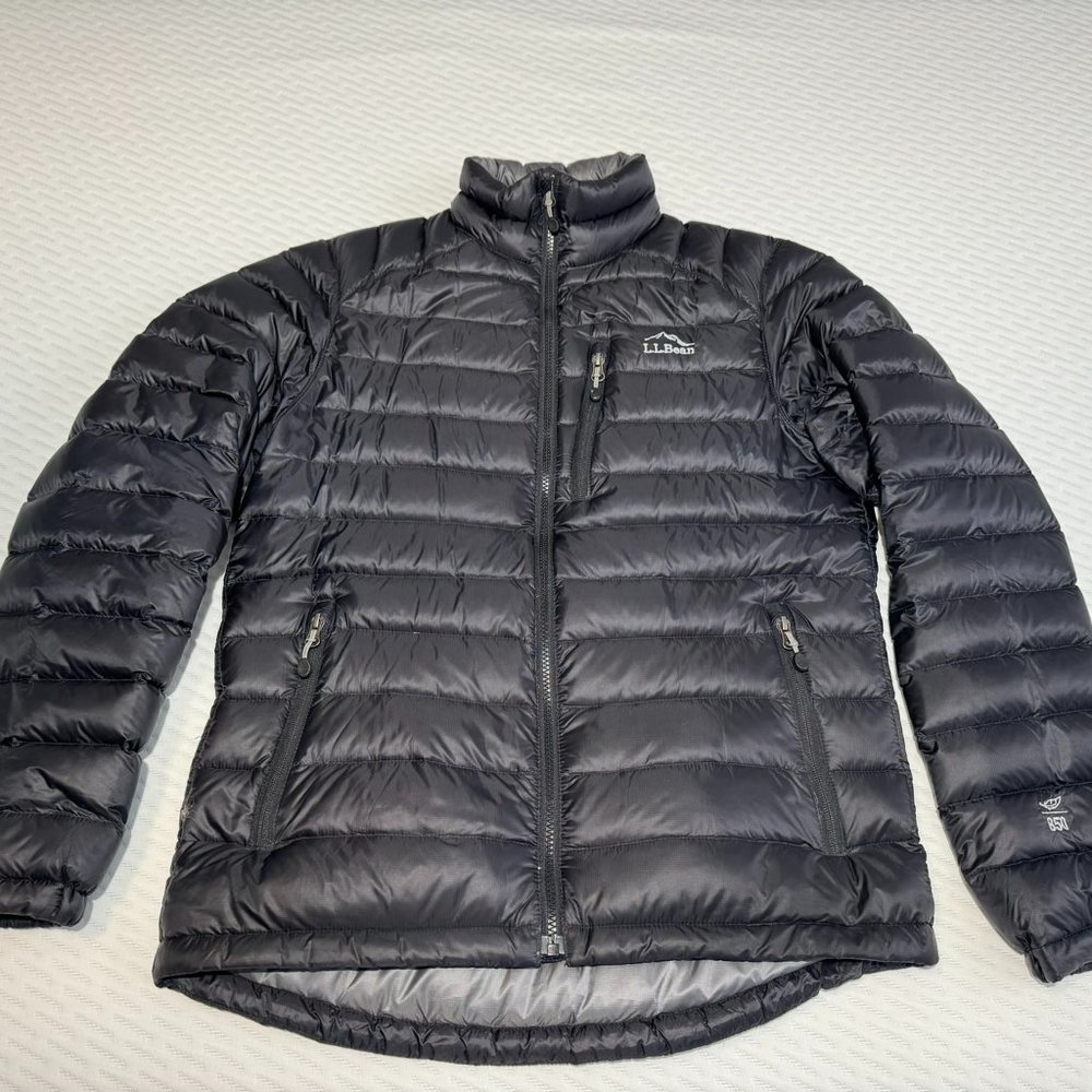L.L. Bean Men's Ultralight 850 Down Jacket - Black - Small (S)